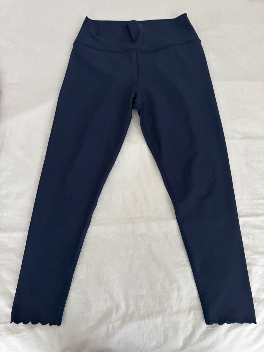 Aqua Navy High-Waist Leggings with Scallop Hem